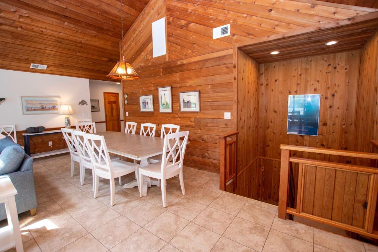Wl933, Tale Of The Whale- Oceanfront, Private Beach Access, Gas Fireplace, Ocean Views Corolla Exterior photo